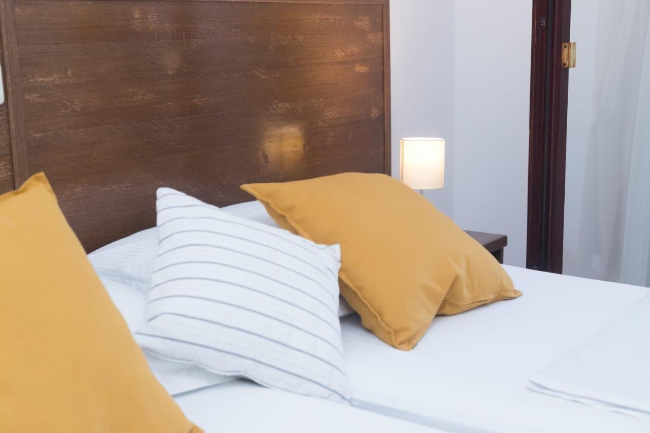 Mb Pag Bed&Breakfast Pag Town Eksteriør billede